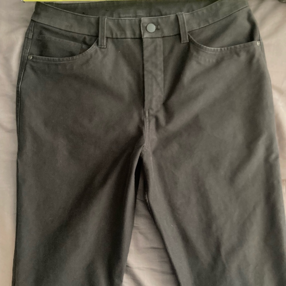 Lululemon Men’s ABC Slim Fit Pant